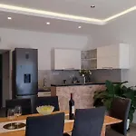Apartamento Lozina With Terrace Podstrana