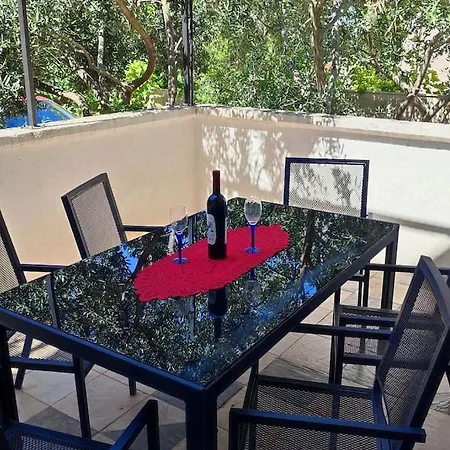شقة Lozina With Terrace بودْسْتغانا